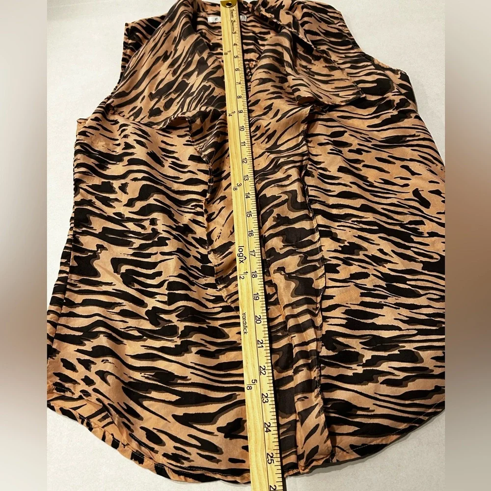 CAbi Silk‎ Animal Print Sleeveless Blouse XS